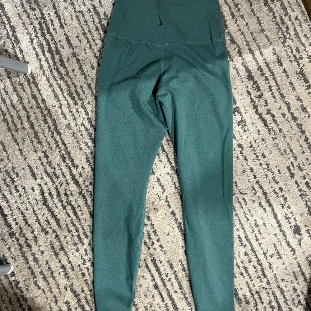 Nike One yoga teal leggings size medium
